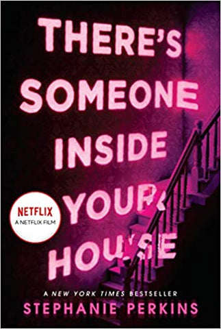 Stephanie Perkins - There's Someone Inside Your House - Paperback